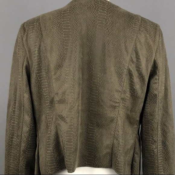 🐊BLANK NYC Olive Faux Suede Croc Fast Play Jacket Draped Cardigan Size M🐊 - Picture 3 of 7